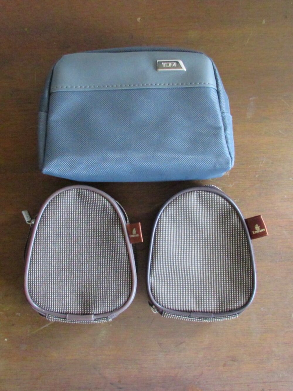 TUMI 6x4 Travel Pouch + Emirates 5x4 Amenity Kit Bundle Airline Collectible
